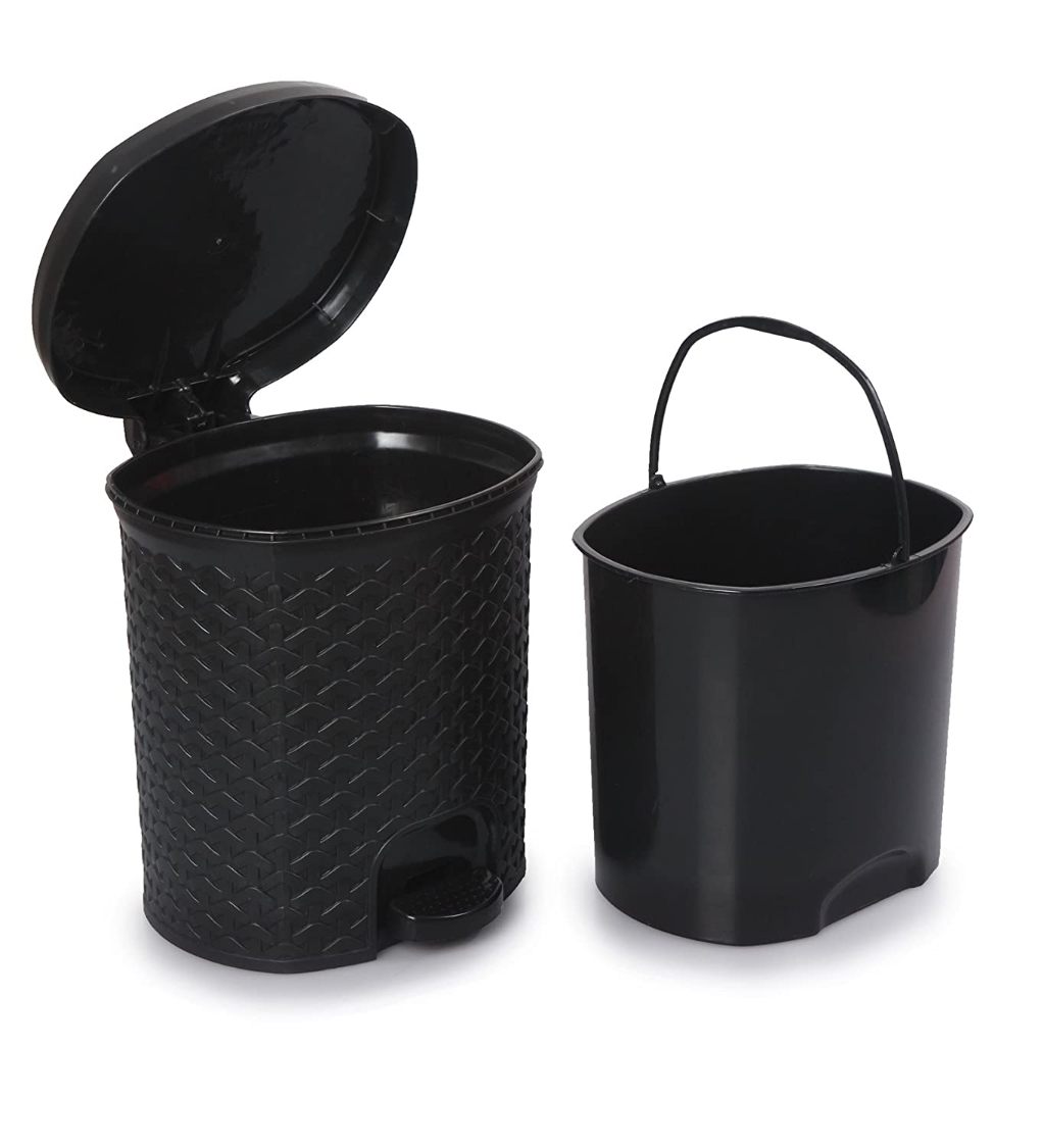 Classic Pedal Dustbin / 12 Litres