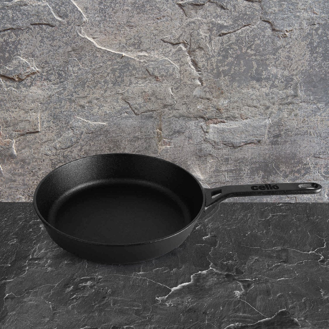 Ironica Pre-Seasoned Cast Iron Fry Pan / 22cm