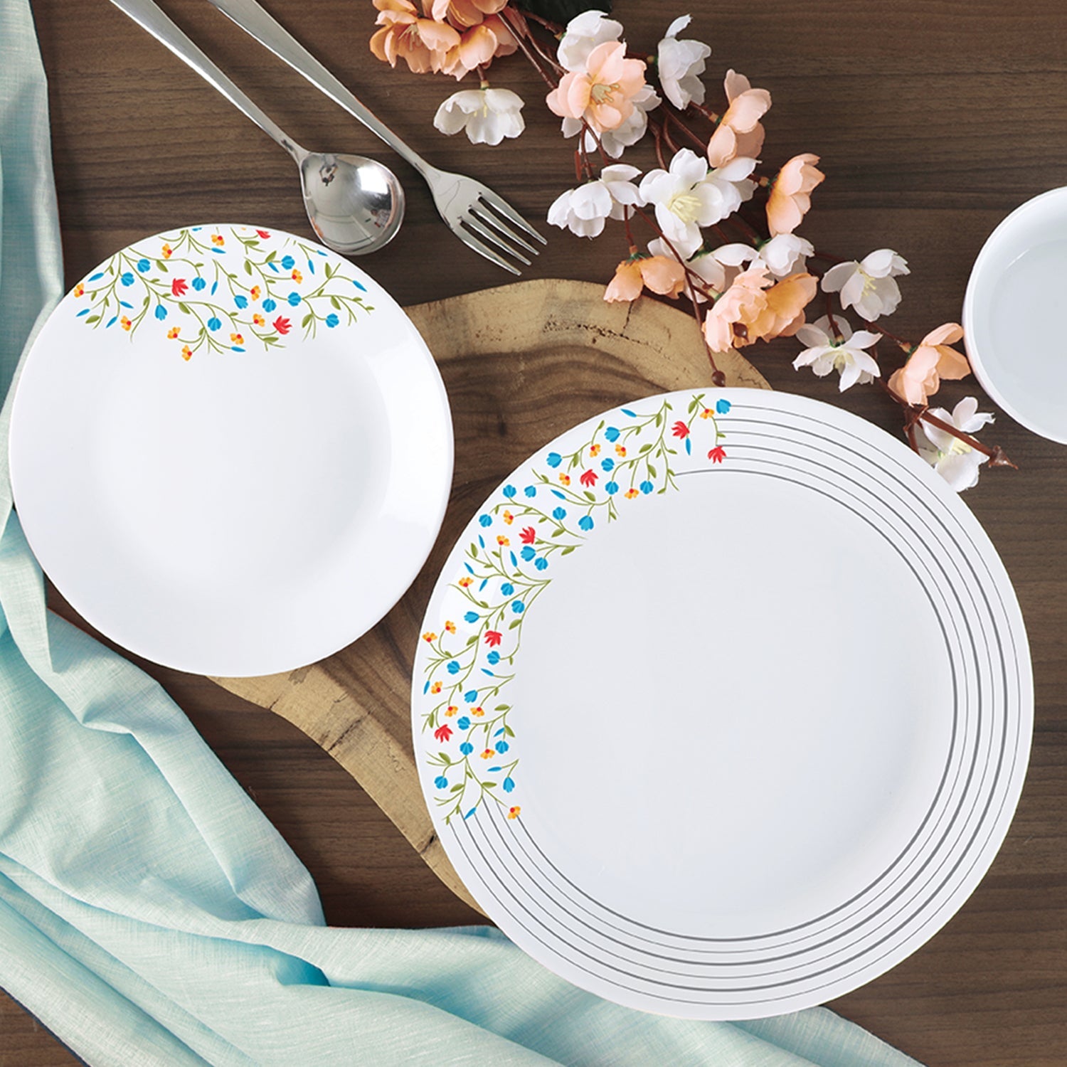 Elegant dinner outlet set